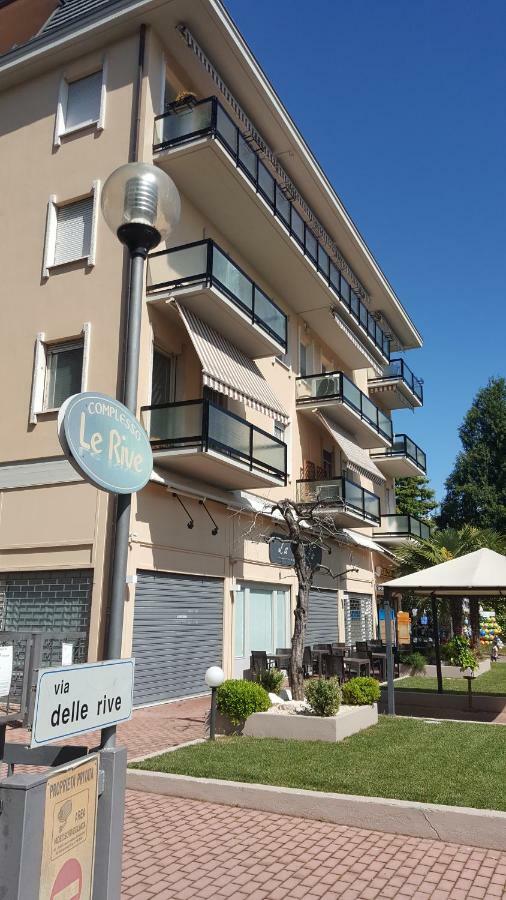 Le Rive Apartment Desenzano del Garda Exterior foto